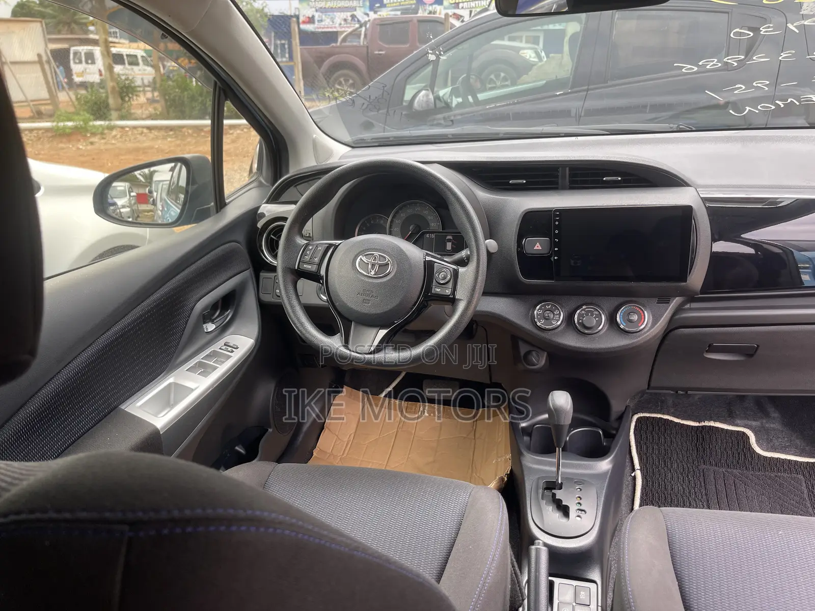 Toyota Vitz 1.3 AWD 3dr 2016 Blue