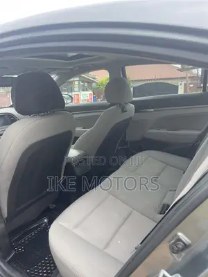 Hyundai Elantra 2018 Gray