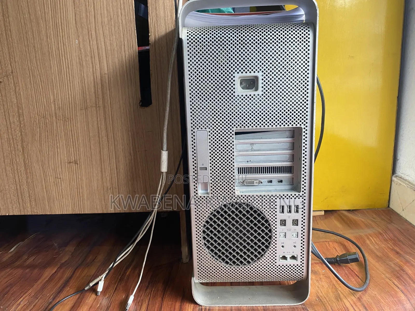 Desktop Computer Apple Mac Pro 40GB Intel Xeon HDD 1T
