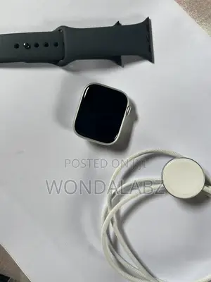 Apple Watch Series 8