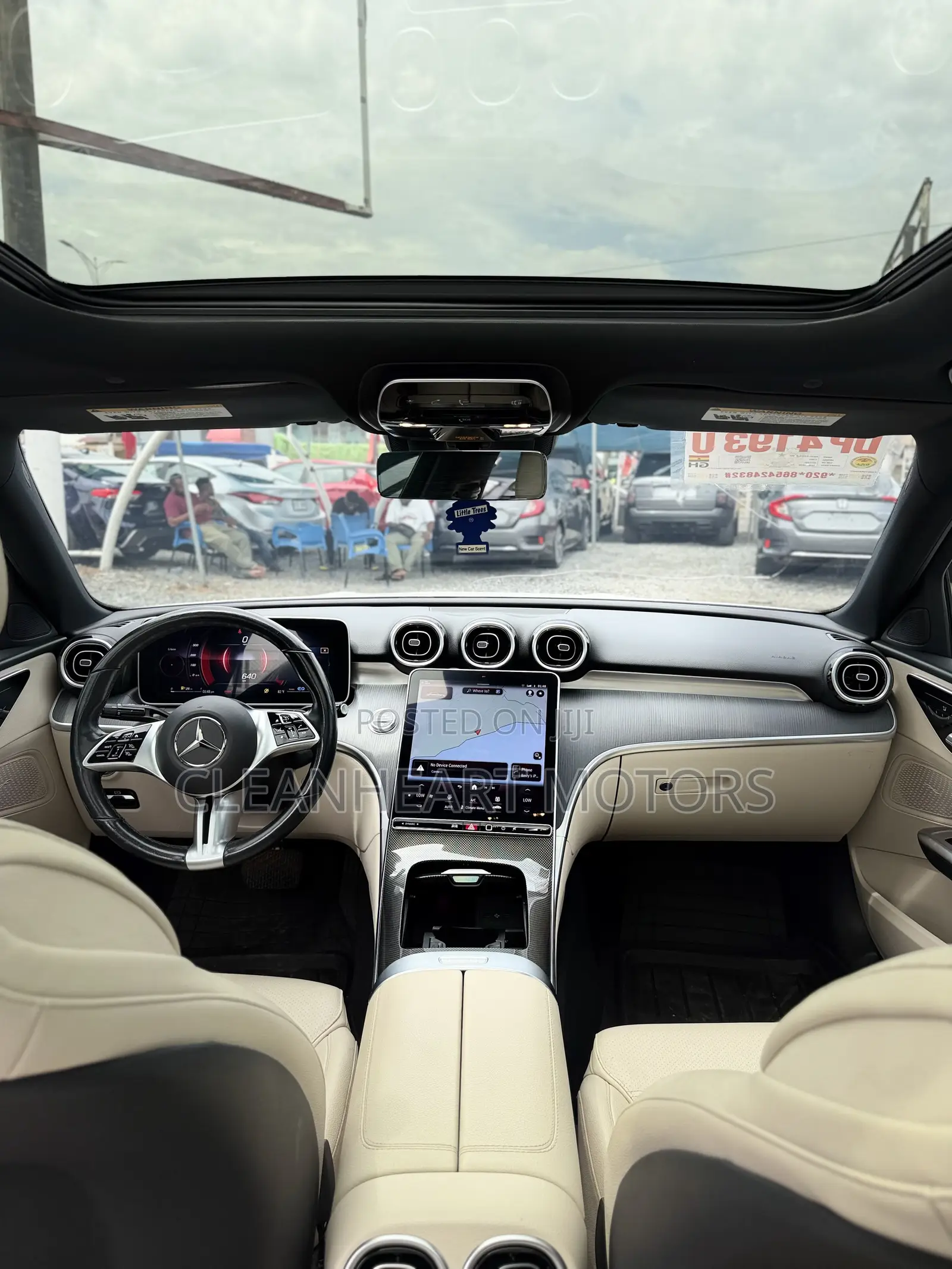 Mercedes-Benz C300 2023 White