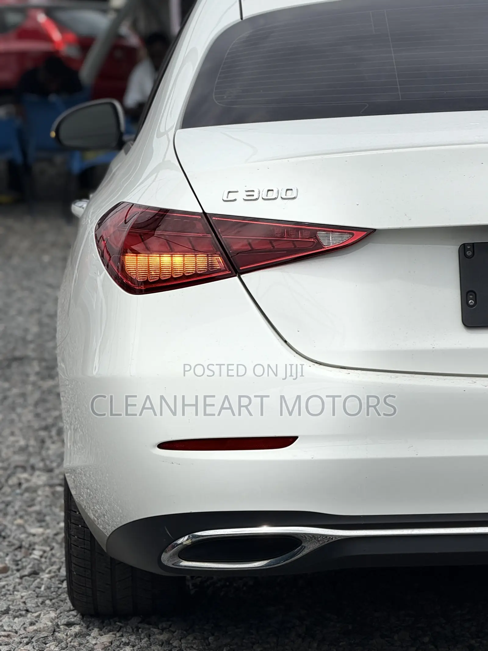 Mercedes-Benz C300 2023 White