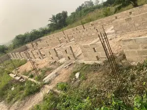 5bdrm Apartment in South Tongu for sale