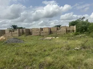 5bdrm Apartment in South Tongu for sale