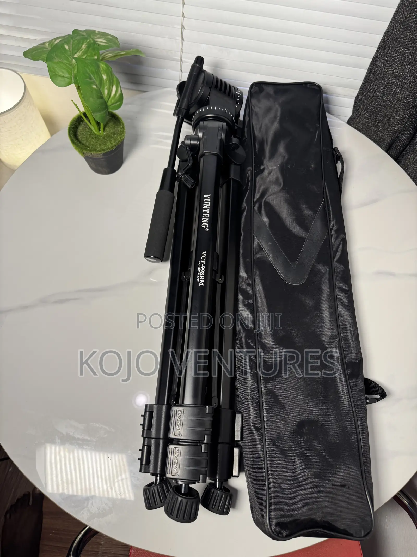 Yunteng VCT 880 Heavy Duty Tripod Camera Stand
