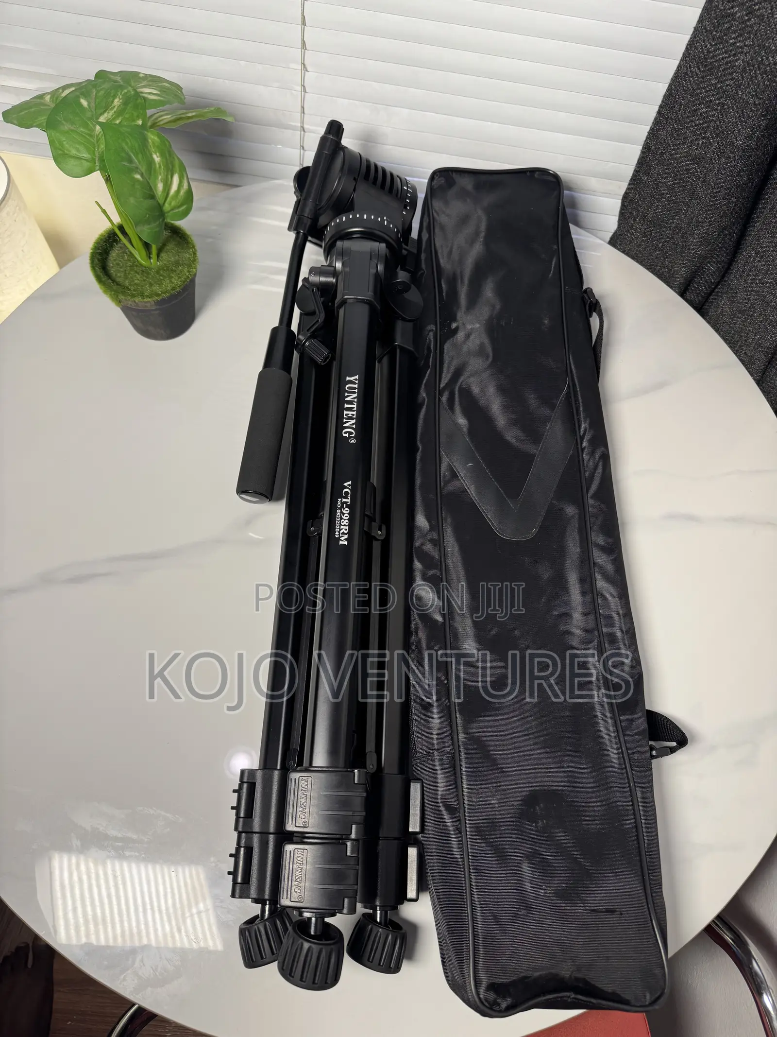 Yunteng VCT 880 Heavy Duty Tripod Camera Stand