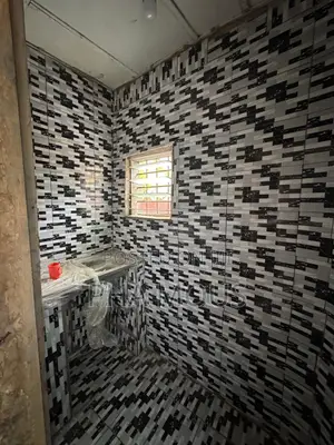 1bdrm Apartment in Mile 7 for rent