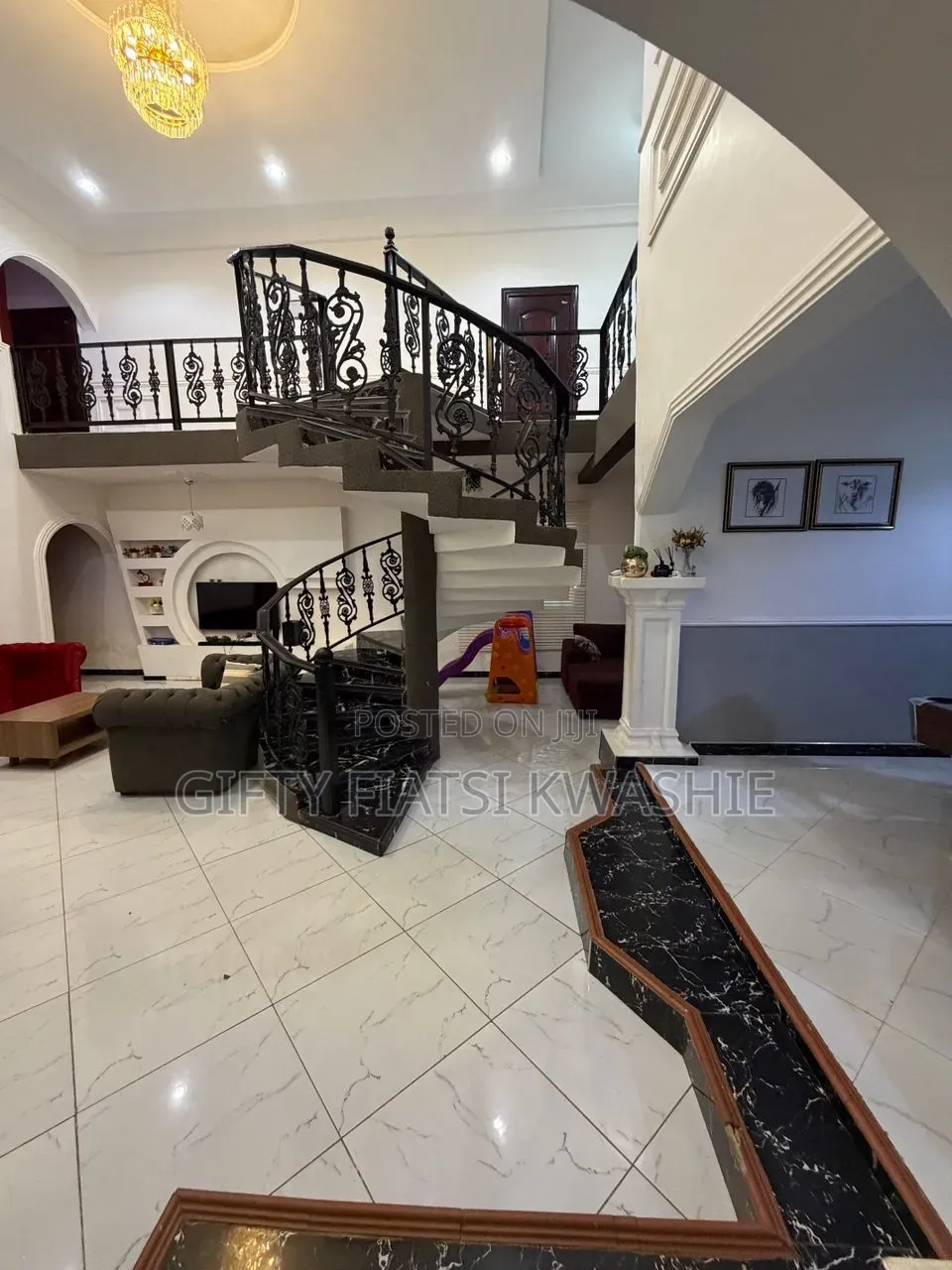 5bdrm House in Agric Akyremade, Kumasi Metropolitan for sale
