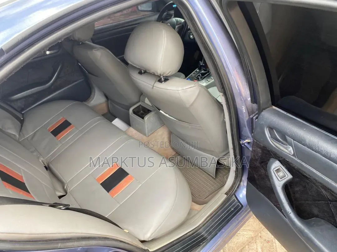 BMW 325i 2002 Gray