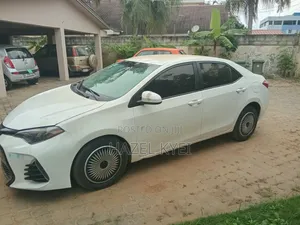 Toyota Corolla 2014 White