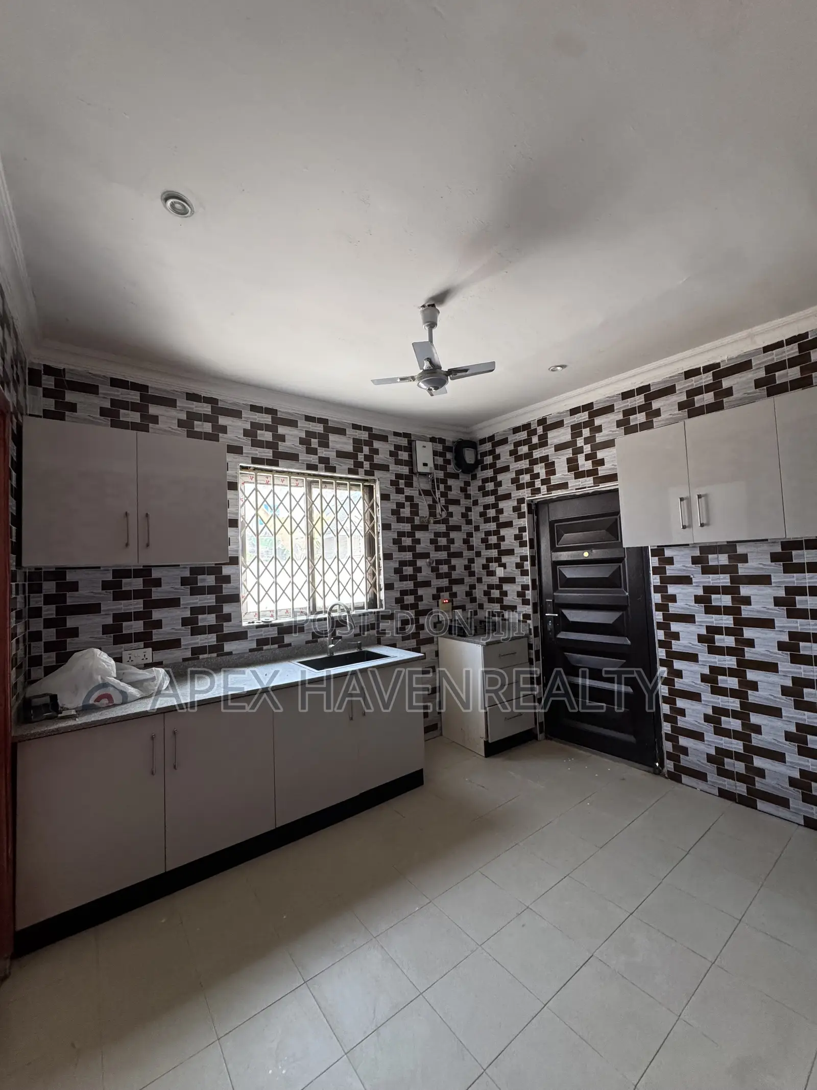 3bdrm House in Accra Metropolitan for rent