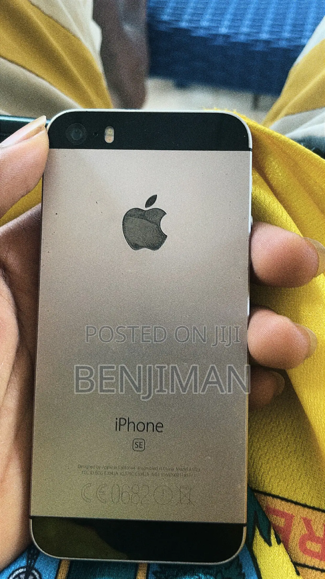 Apple iPhone SE 32 GB Gray