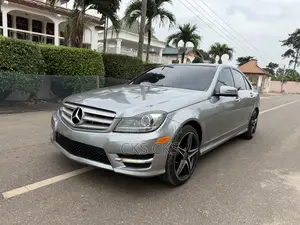 Mercedes-Benz C300 2012 Gray