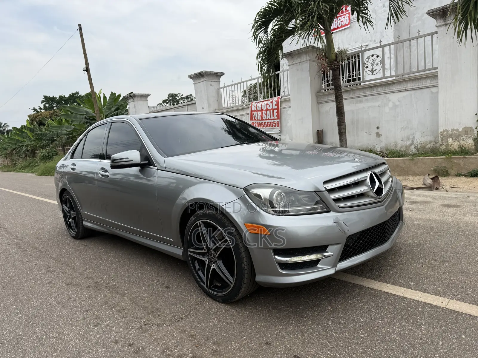 Mercedes-Benz C300 2012 Gray