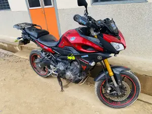 Yamaha 2018 Red