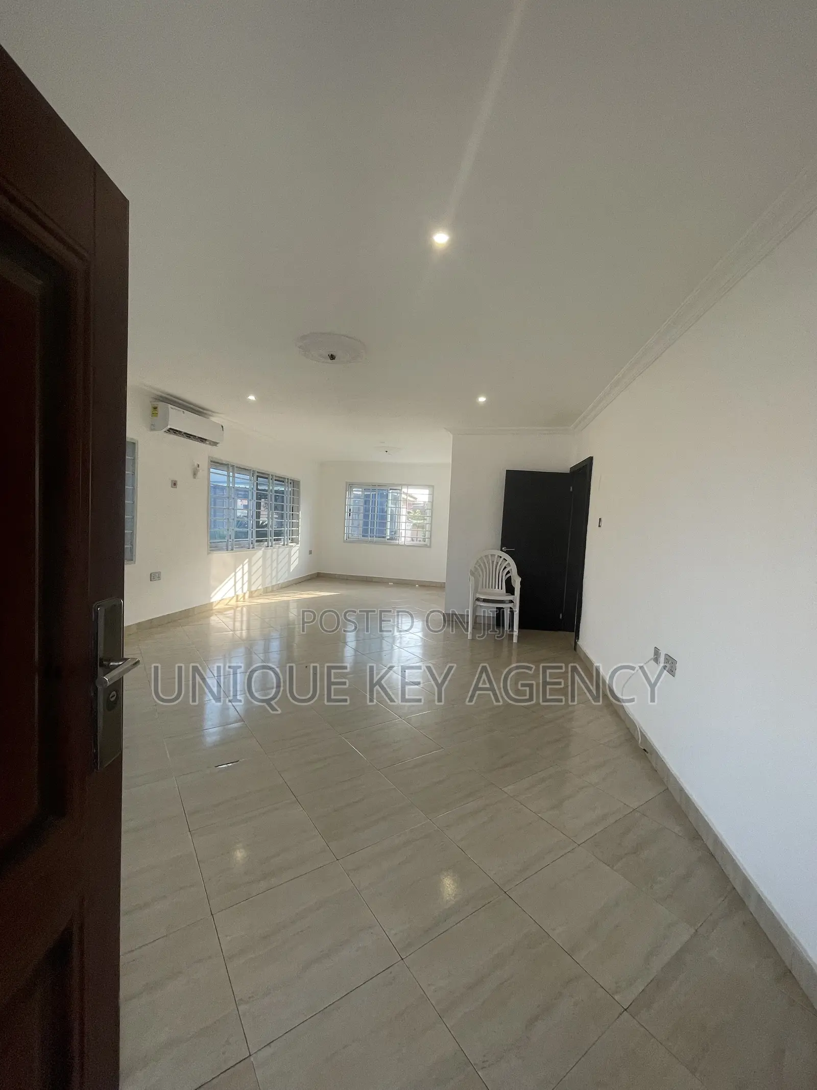 3bdrm Apartment in Unique Key Agency, Teshie for rent