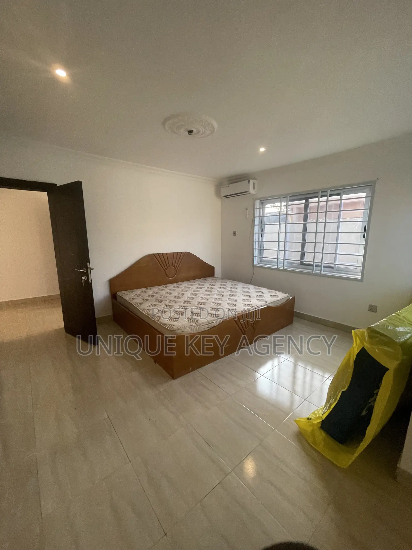 3bdrm Apartment in Unique Key Agency, Teshie for rent