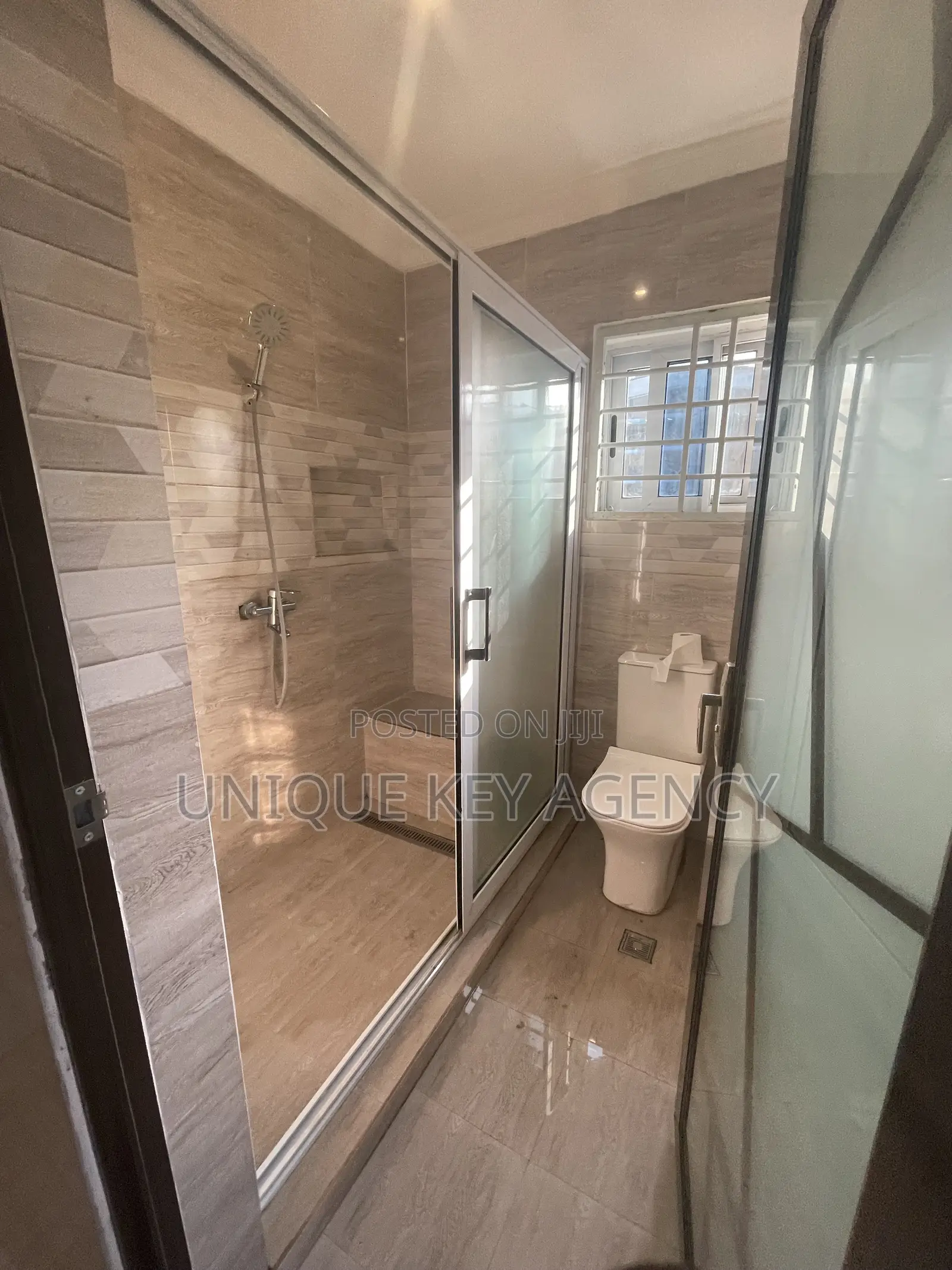 3bdrm Apartment in Unique Key Agency, Teshie for rent