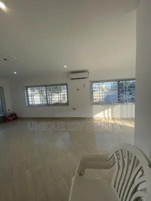 3bdrm Apartment in Unique Key Agency, Teshie for rent