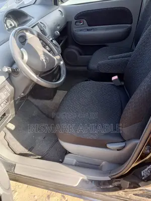 Toyota Sienta 1.5 FWD 2013 Black