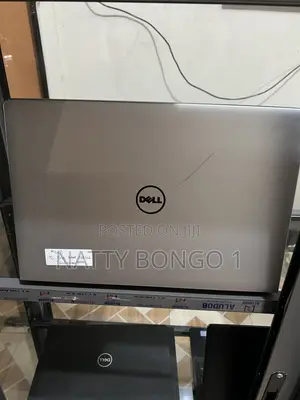 Laptop Dell Inspiron 15 5559 8GB Intel Core i5 SSD 256GB