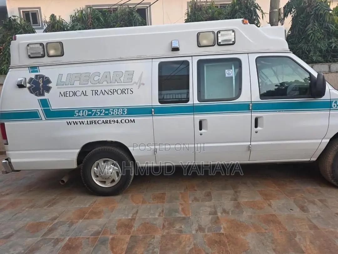 Ford E450 2019 White