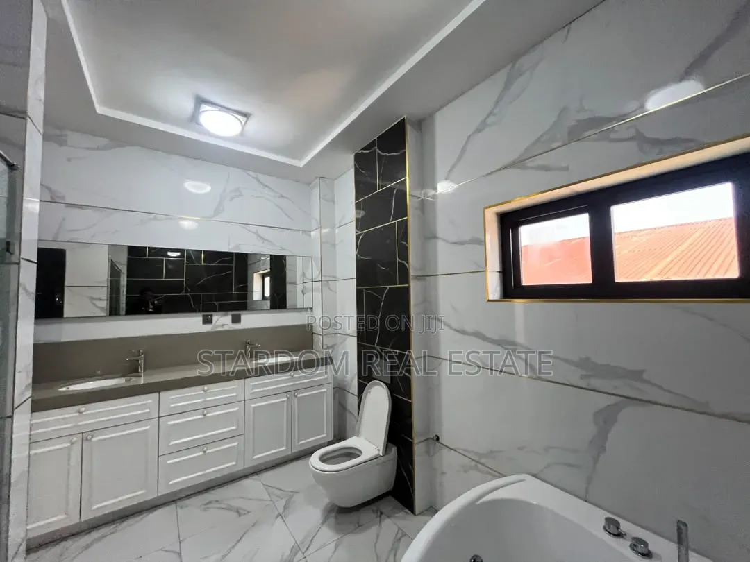5bdrm Duplex in East Legon, Ghana Link Area for rent