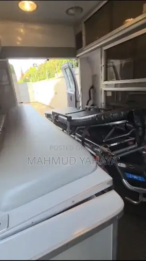 Ford E450 2019 White