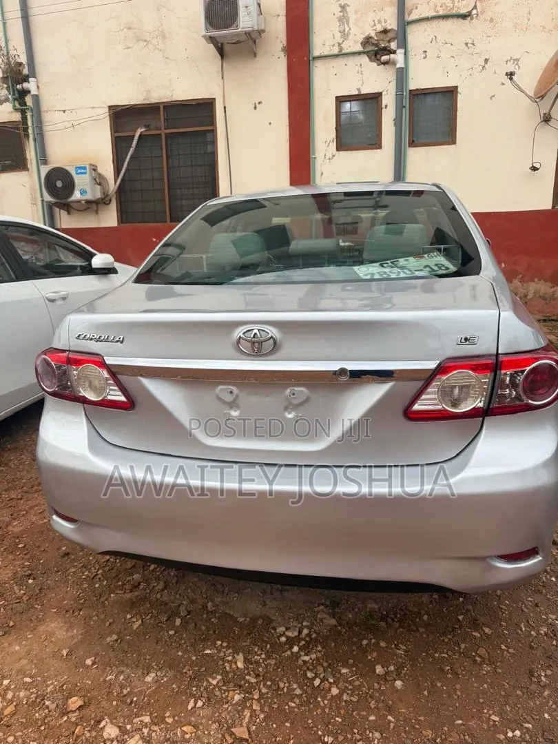 Toyota Corolla 2013 Silver