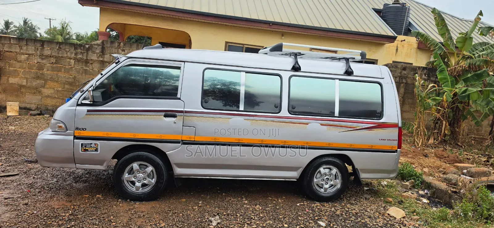 Hyundai H-100 2000 Silver