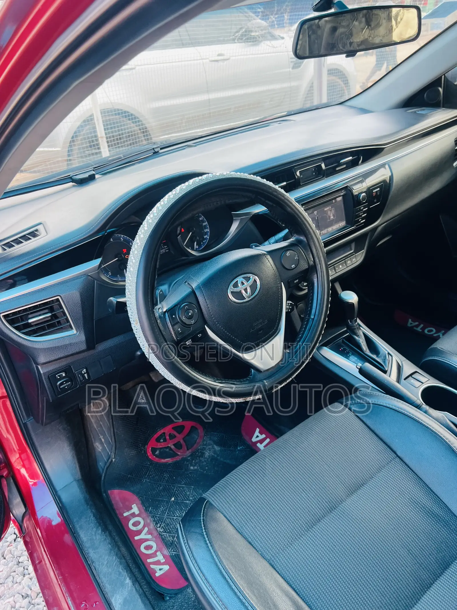 Toyota Corolla 2015 Burgundy