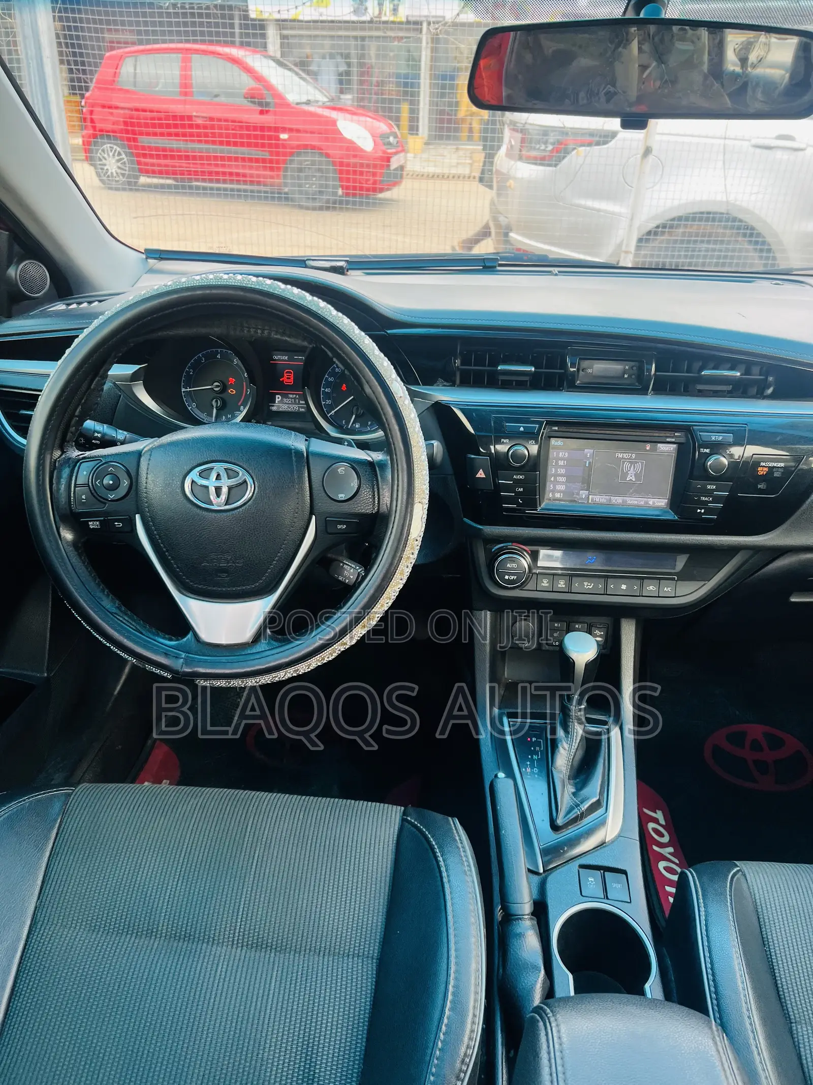 Toyota Corolla 2015 Burgundy