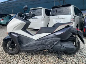 Honda Forza 2016 White