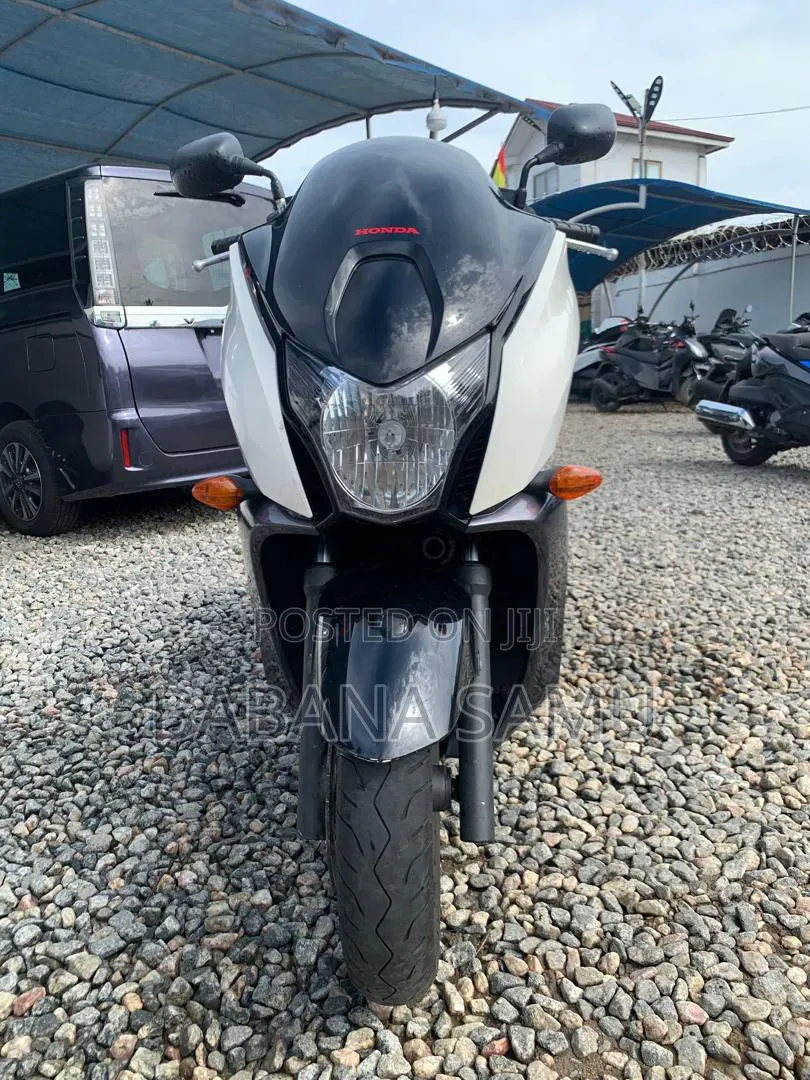 Honda Forza 2016 White