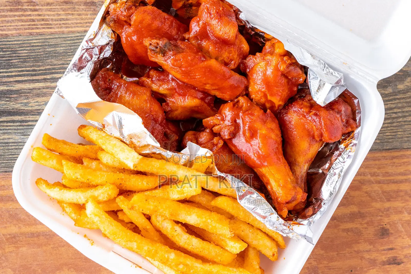 Fries and Chicken Wings Meal ,1 Mini Pizza + Free Drink