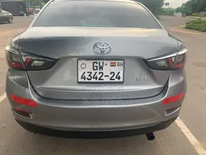 Toyota Yaris iA 1.5 FWD 2016 Silver