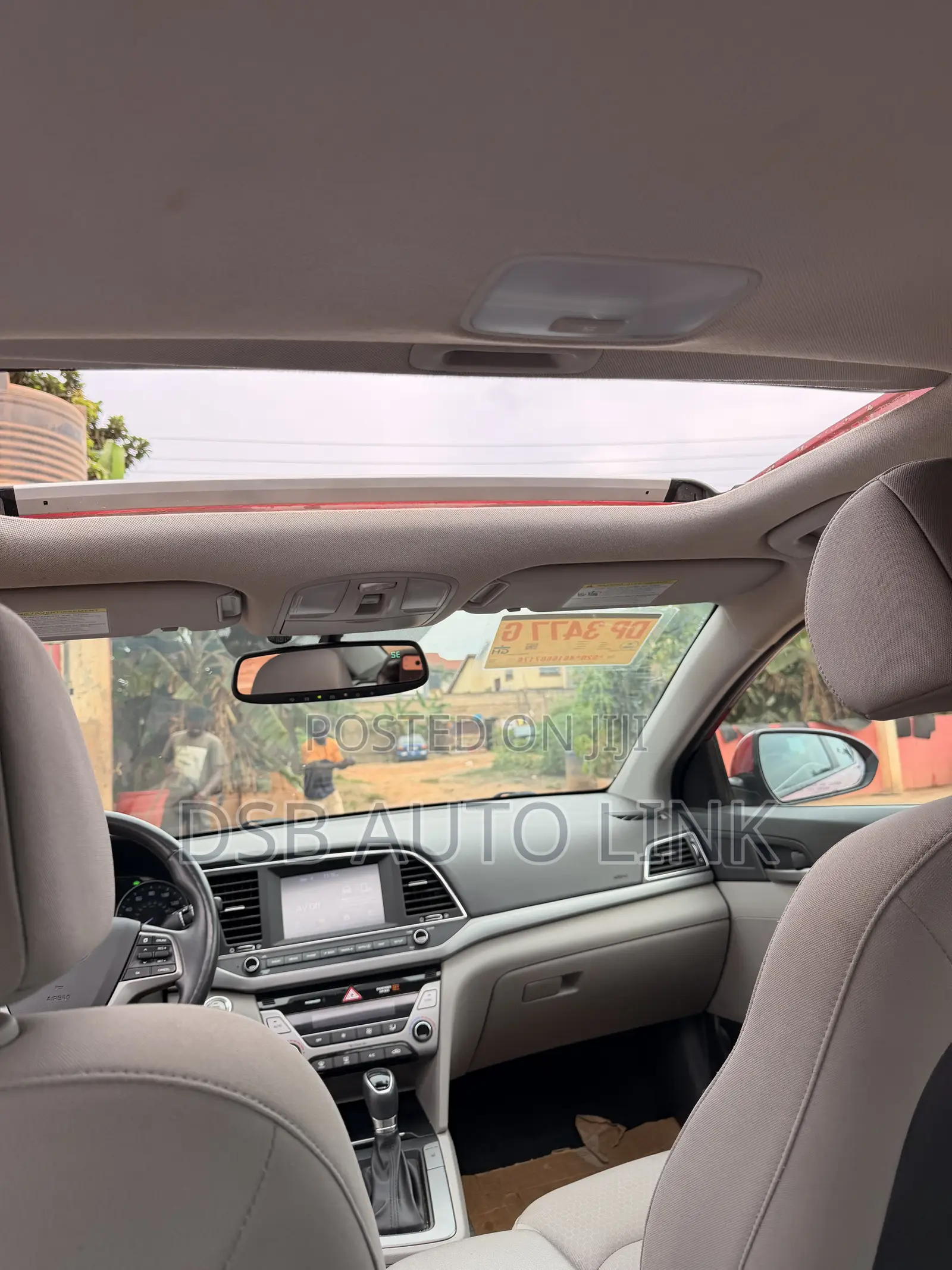 Hyundai Elantra 2018 Red