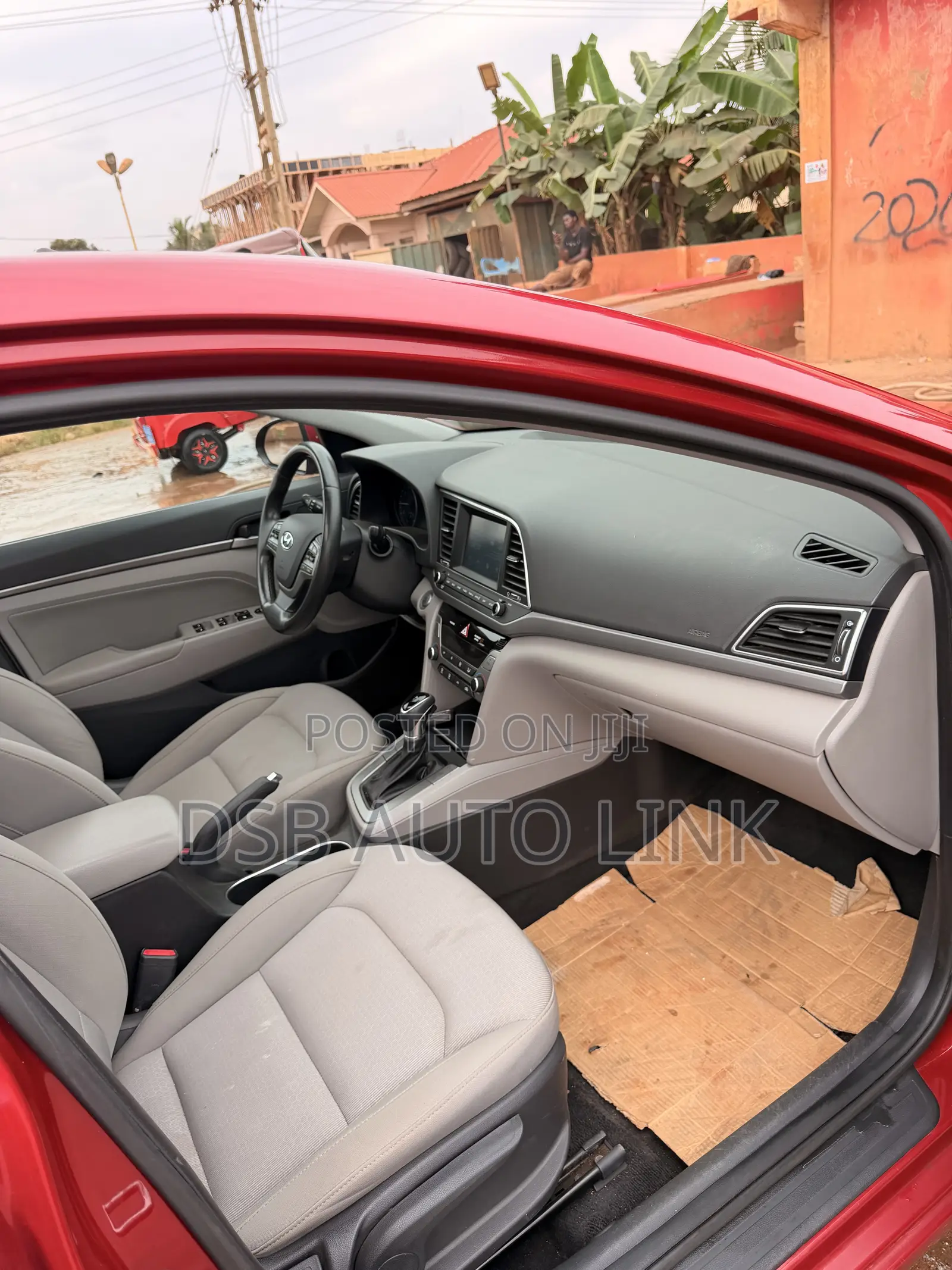 Hyundai Elantra 2018 Red