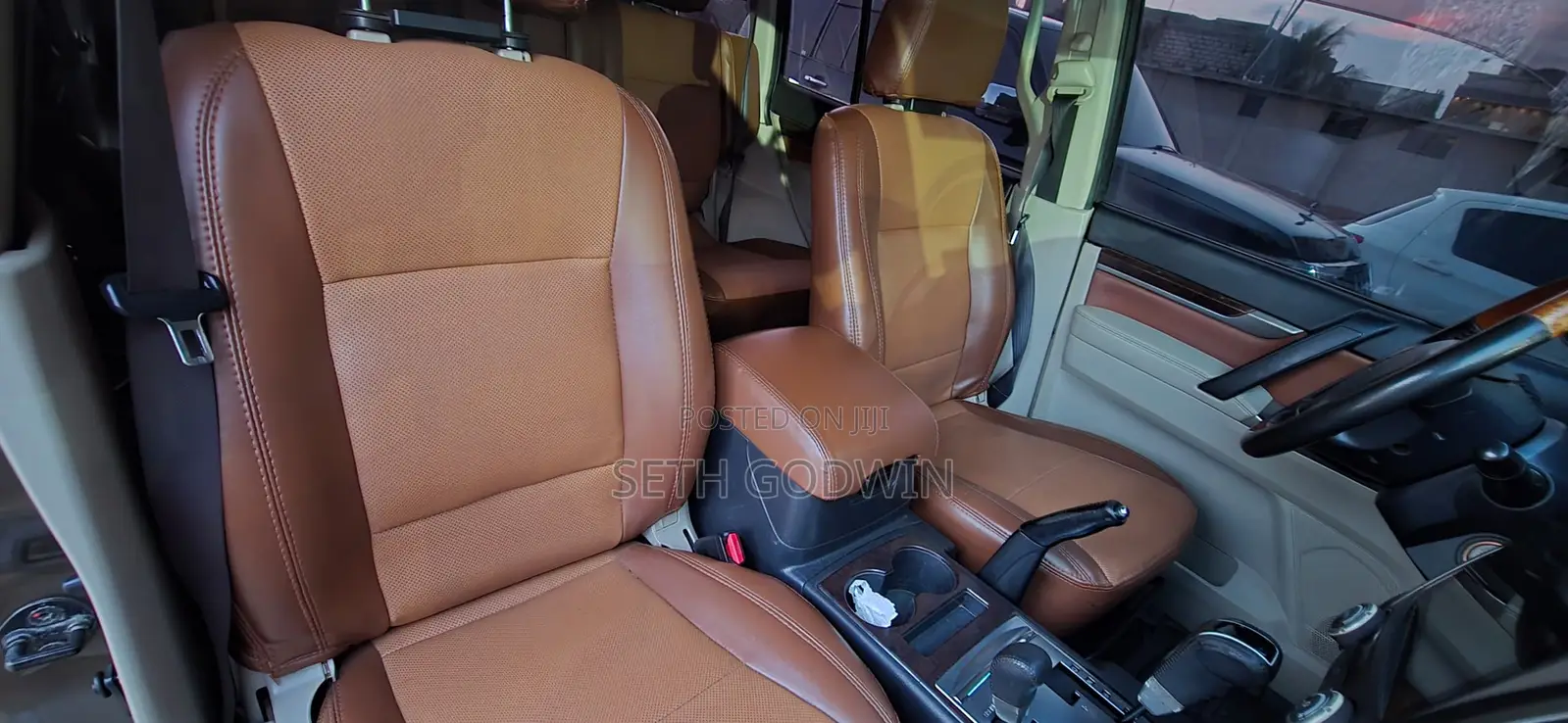 Mitsubishi Pajero 2013 Beige