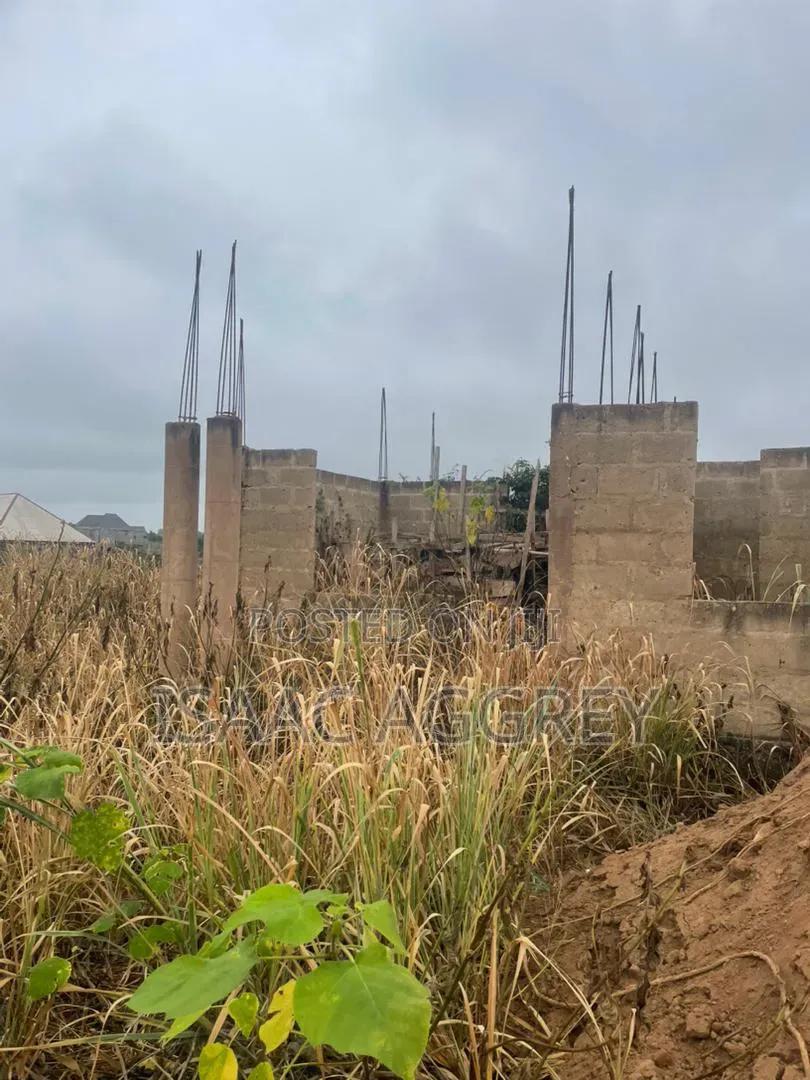 2bdrm Mansion in Isaac Aggrey, Atwima Kwanwoma for sale