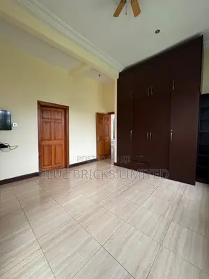 5bdrm House in Airport Hills for rent