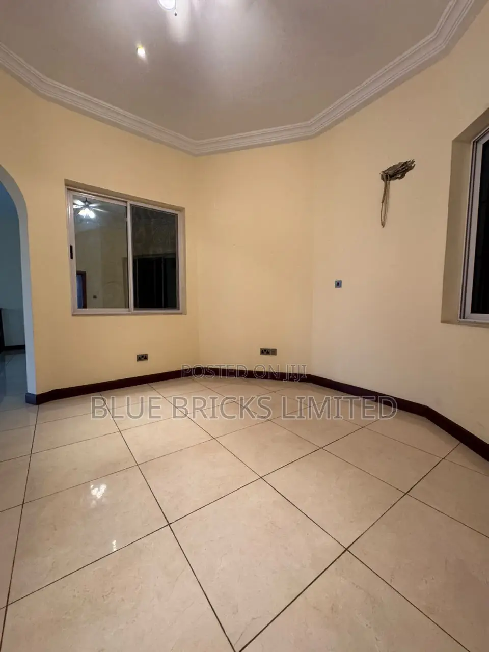 5bdrm House in Airport Hills for rent