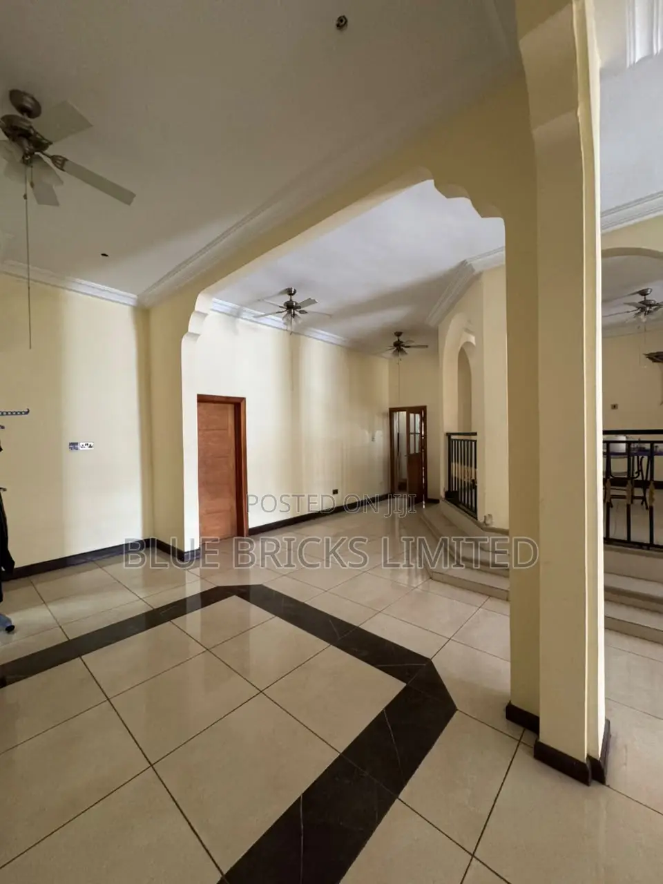5bdrm House in Airport Hills for rent