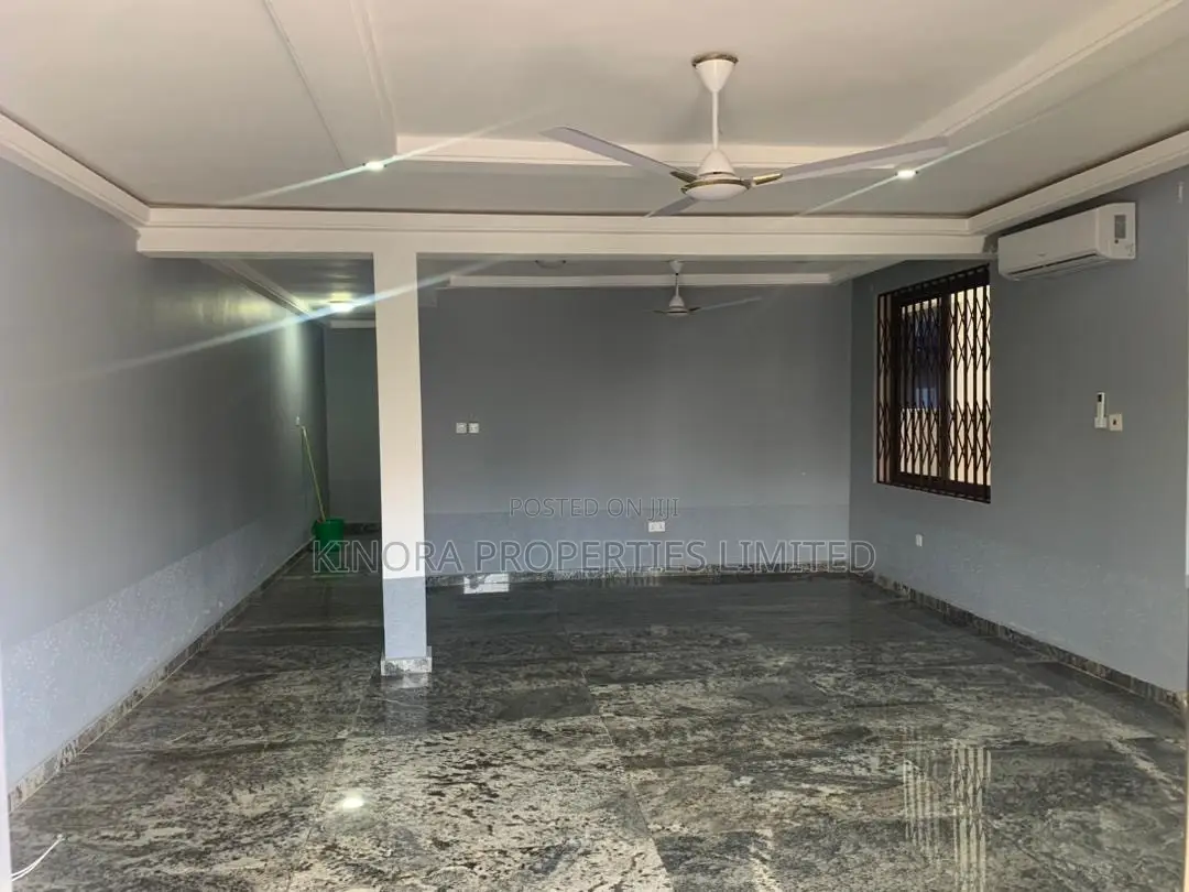 3bdrm House in Oyarifa Special for rent