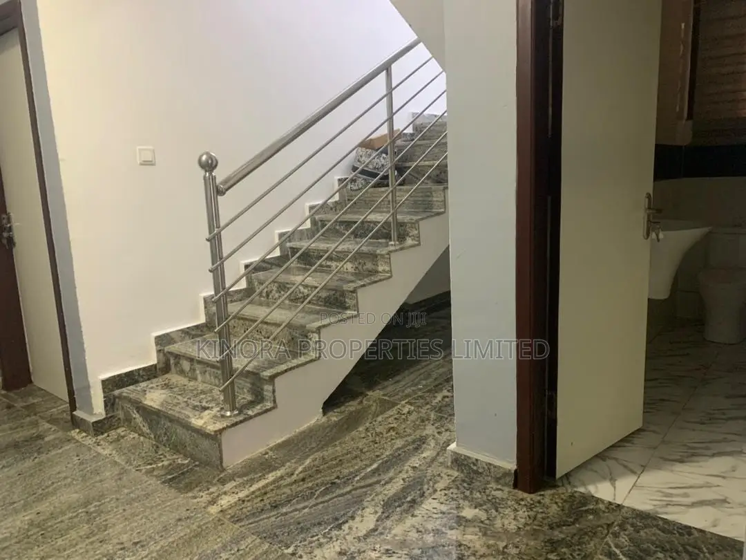 3bdrm House in Oyarifa Special for rent