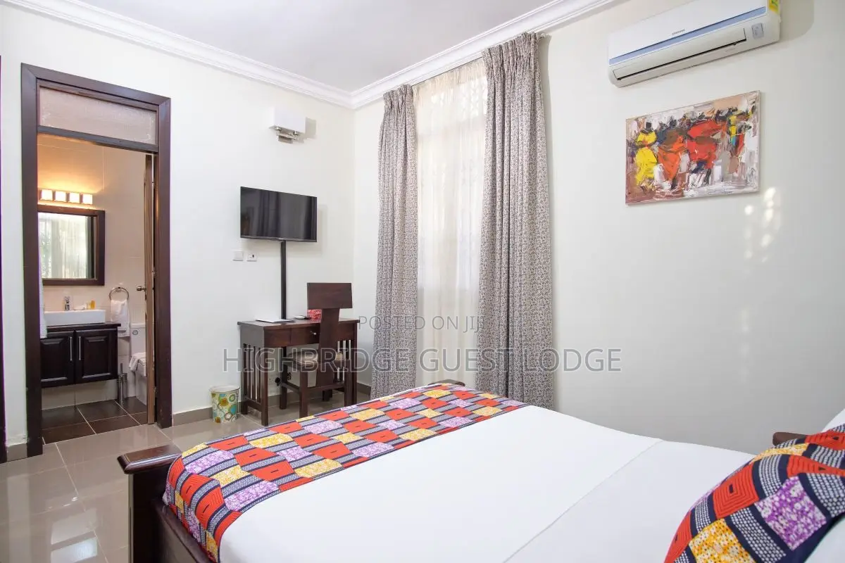Three Bedroom Apartment @ Highbridge Guest Lodge