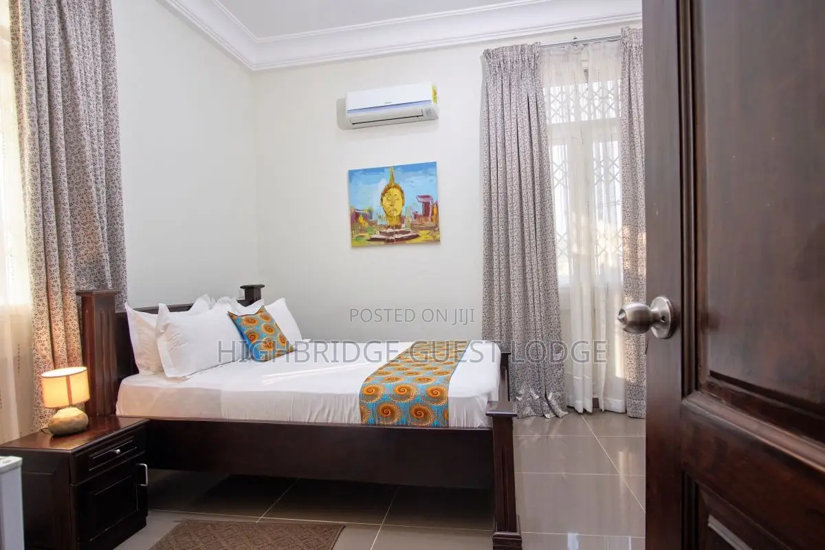 Three Bedroom Apartment @ Highbridge Guest Lodge