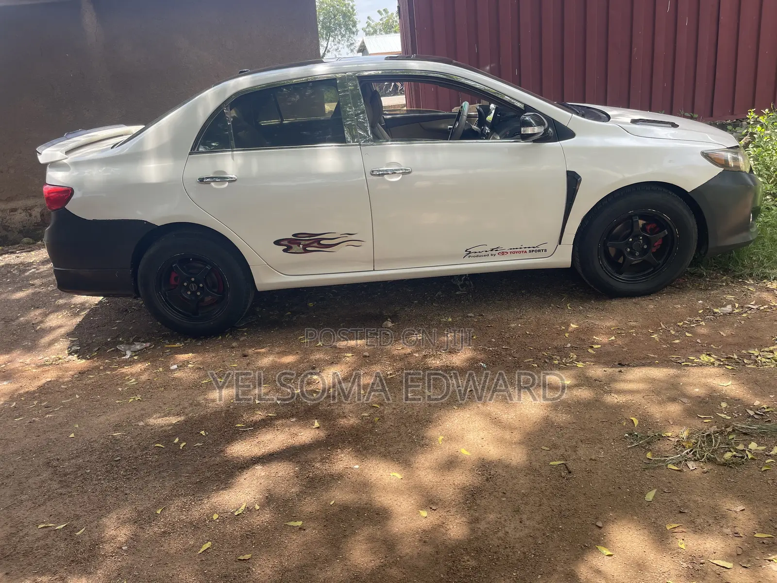 Toyota Corolla 2010 White