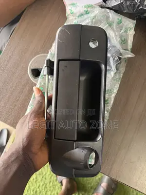Toyota Tundra 2010,2014,2013,2015, Boot Opener Available