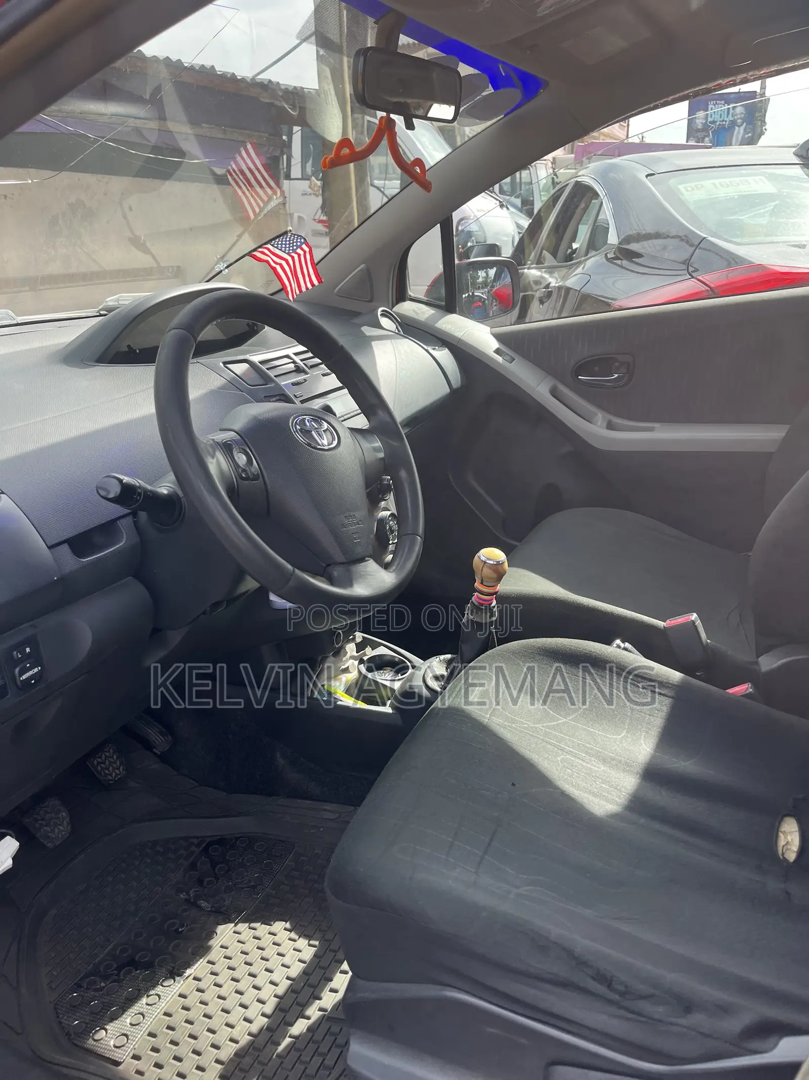 Toyota Yaris 2010 Red